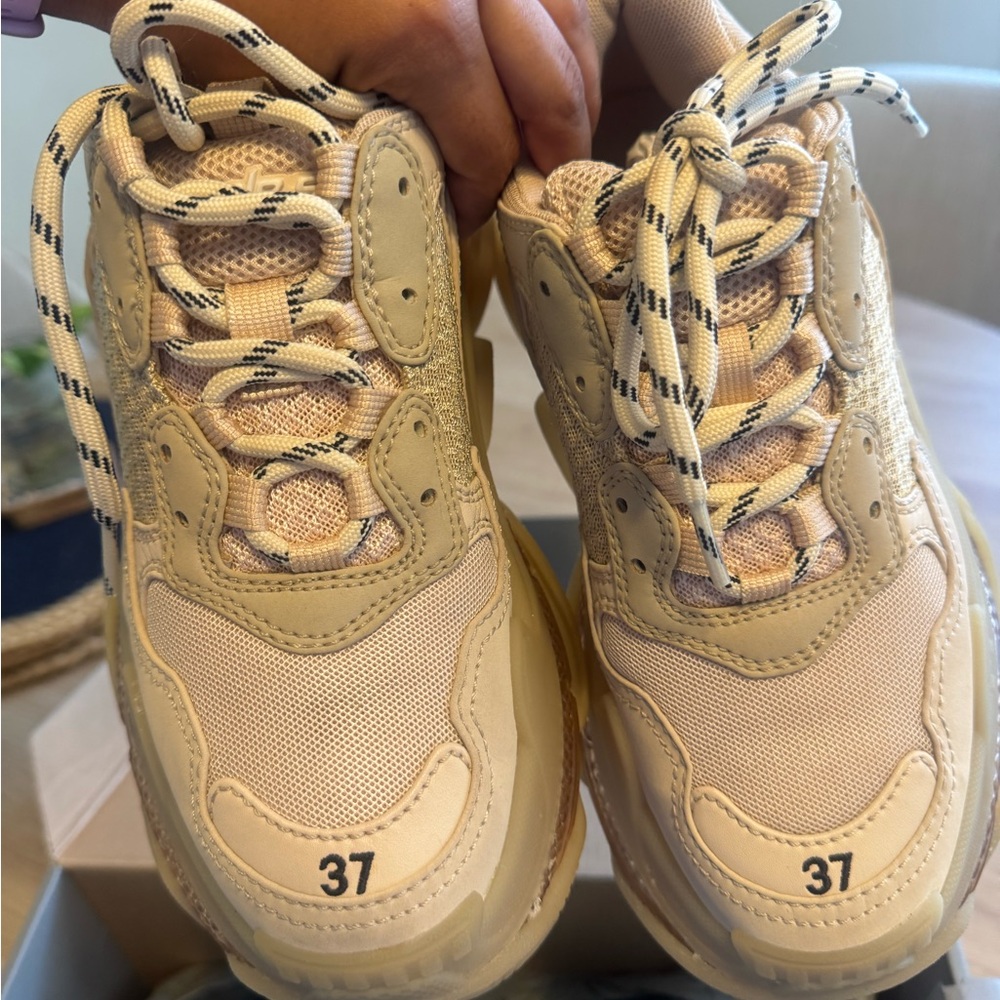Balenciaga Cream and Tan Sneakers - Picture 9 of 14